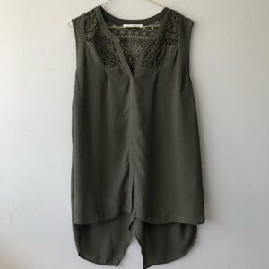 Daniel Rainn Sleeveless Blouse